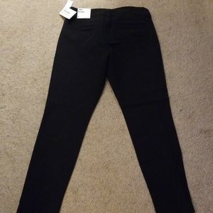 Old Navy Pixie Ankle Capris